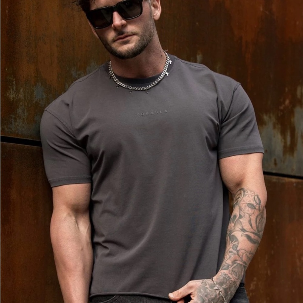 YoungLA 4097 - CROPPED TAILORED TEE